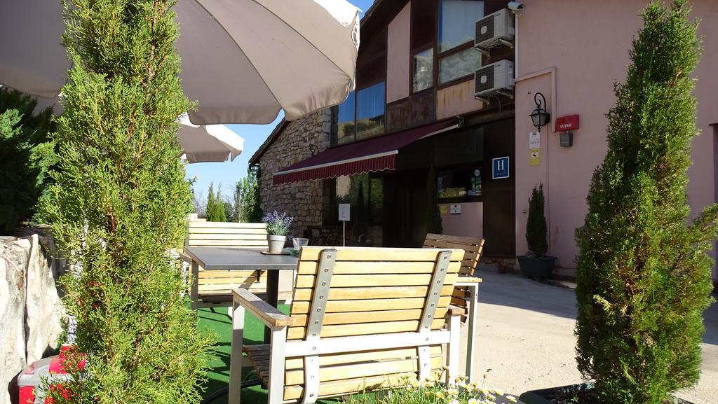 Hotel Cardamomo Sigueenza Carabias  Екстериор снимка